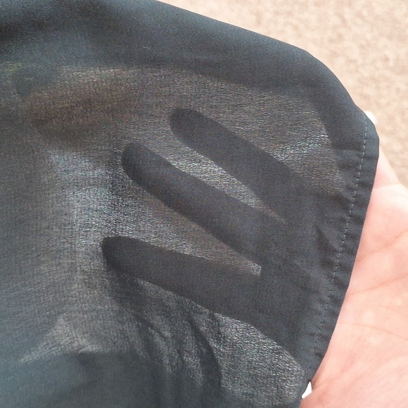 H&M Conscious Flowy Emerald Green Sleeveless Blouse - Picture 6 of 13